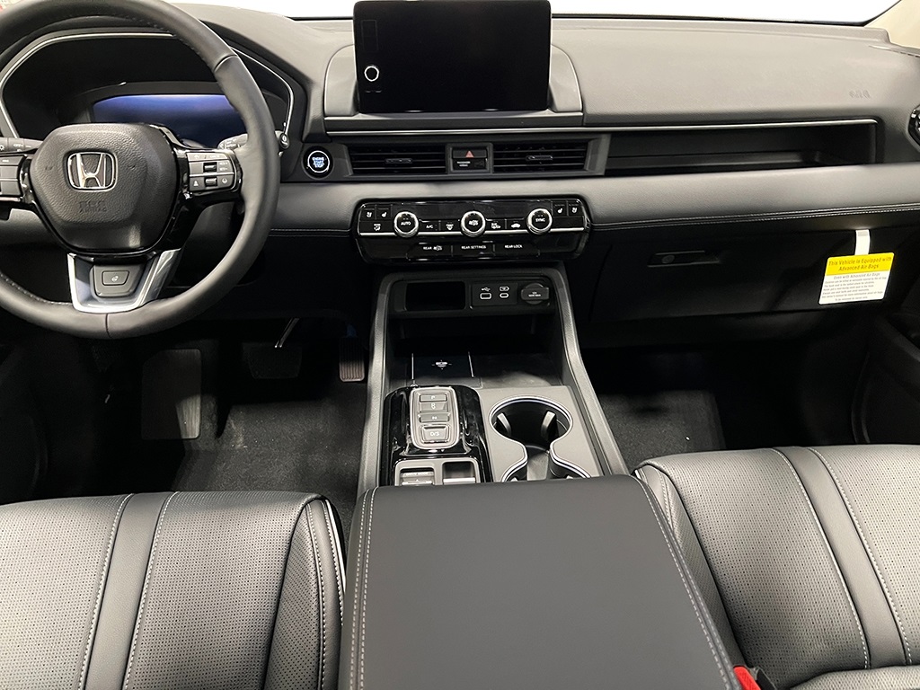 2025 Honda Pilot Elite photo 18