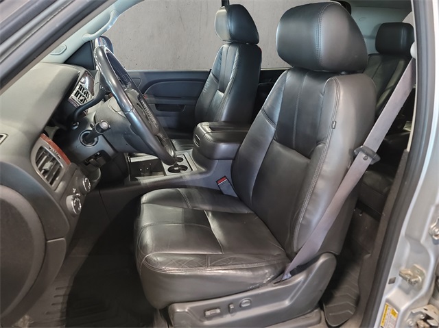 2011 Gmc Yukon XL SLT 1500 photo 10