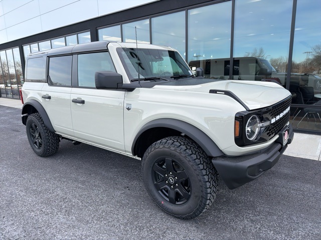 2025 Ford Bronco 4-Door Big Bend's photo