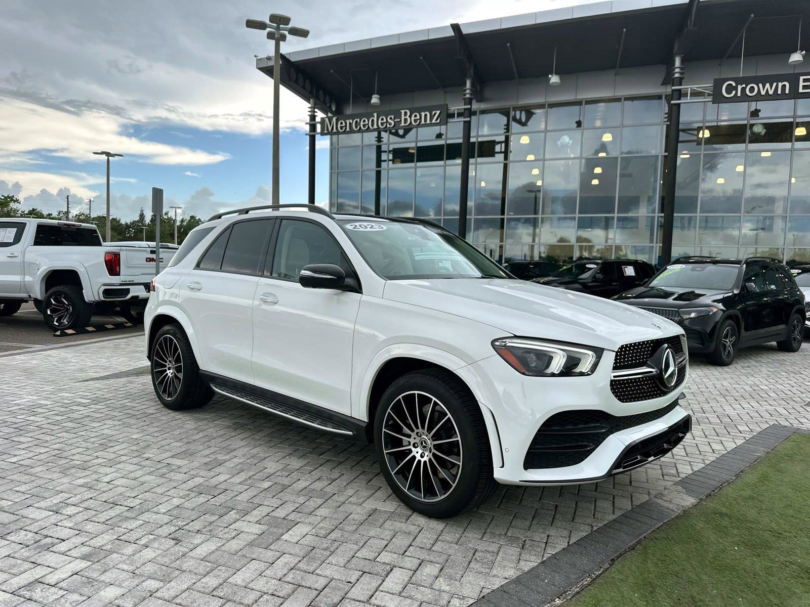 2023 Mercedes Benz GLE 350 photo 2