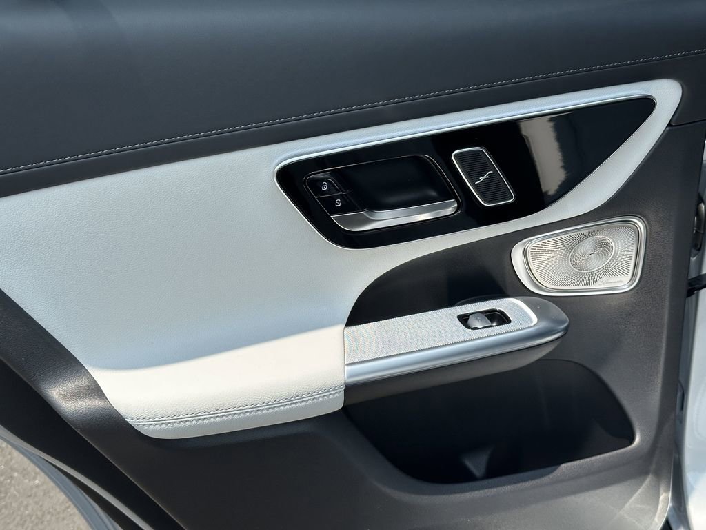 2025 Mercedes Benz GLC 350e 4MATIC photo 25