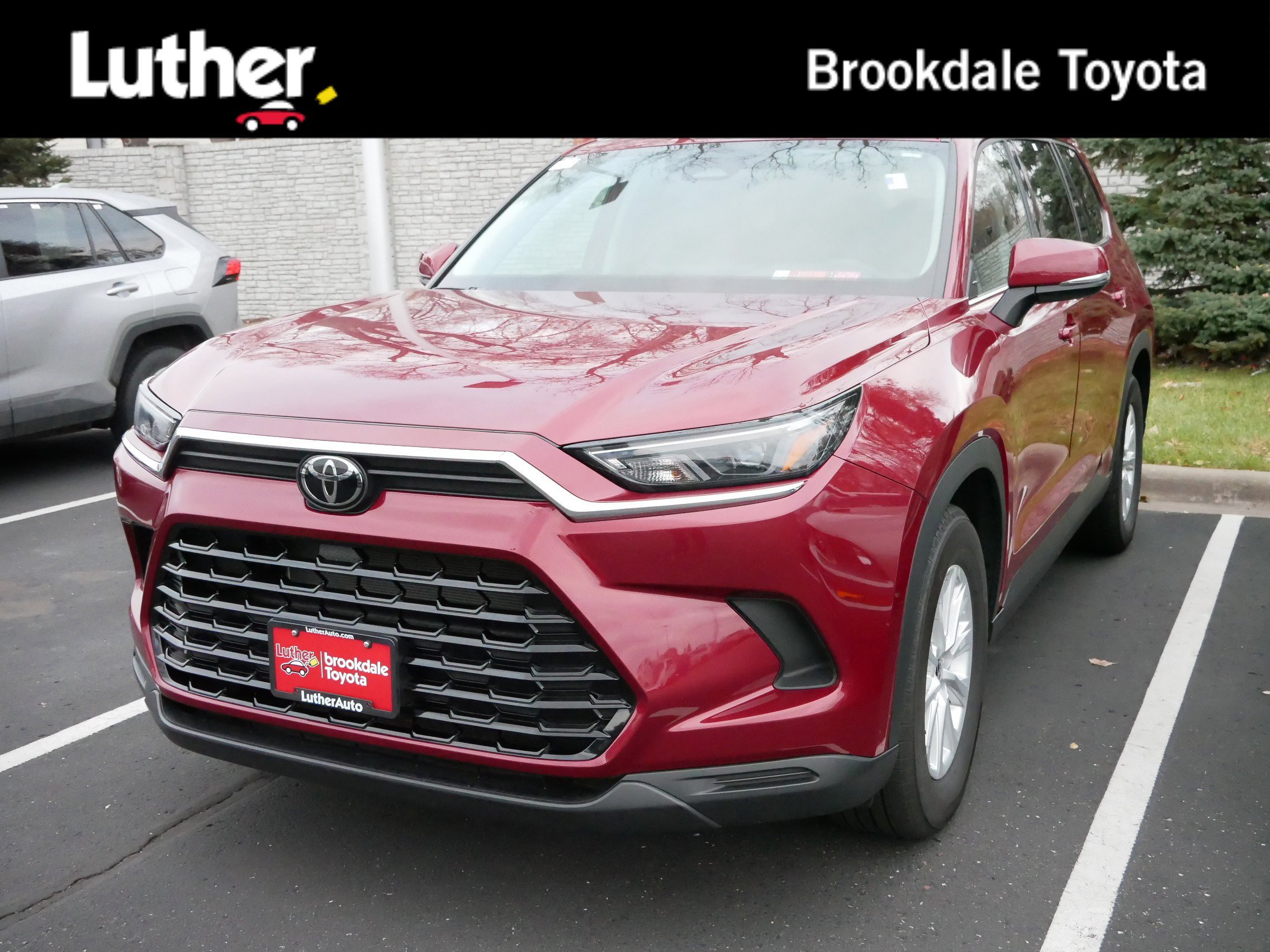 2024 Toyota Grand Highlander XLE's photo