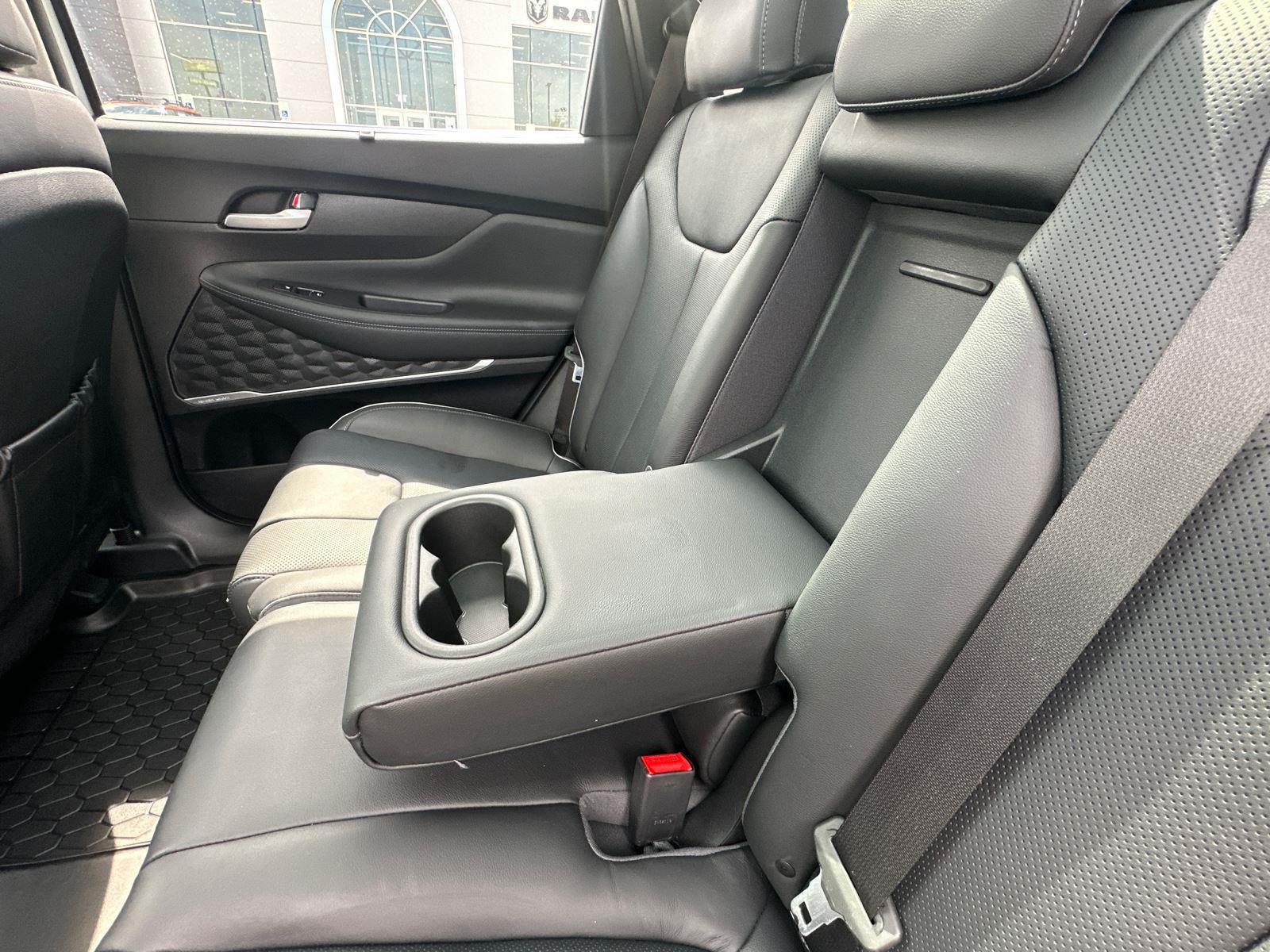2022 Hyundai Santa Fe Limited photo 28