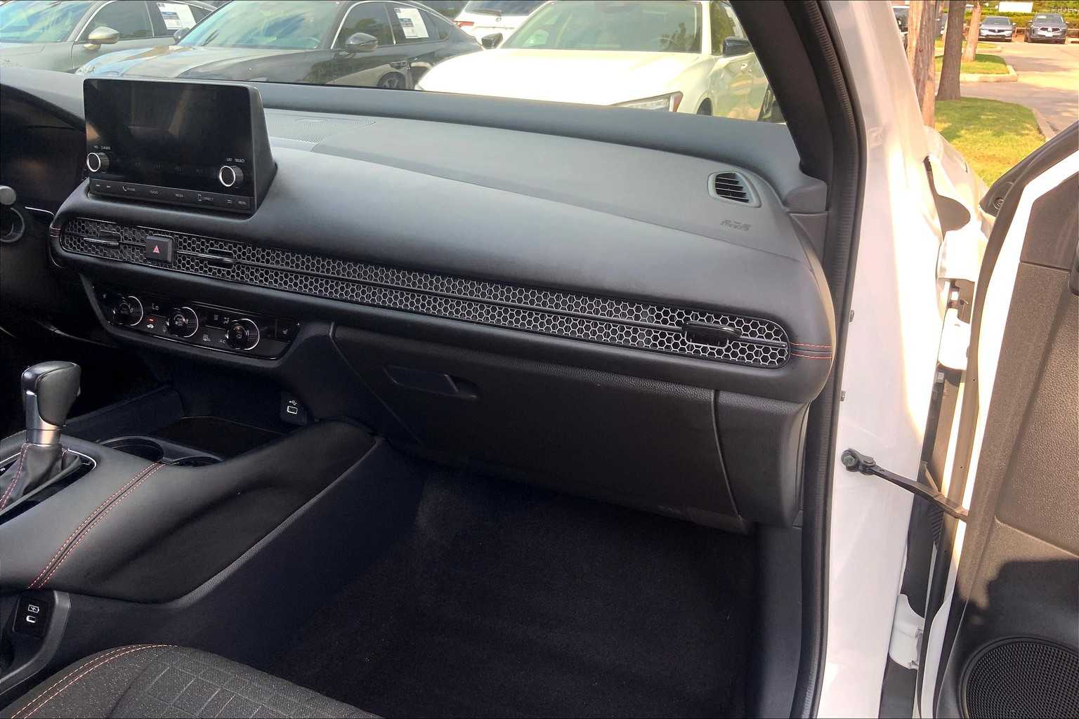 2024 Honda HR-V Sport photo 17
