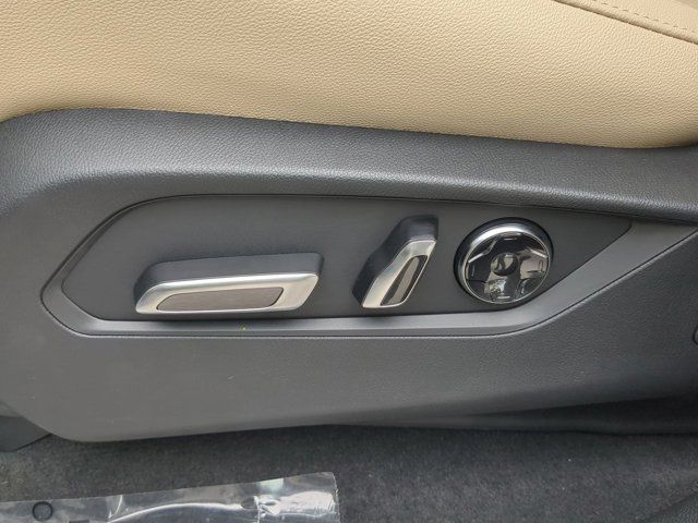 2025 Acura MDX Base photo 18