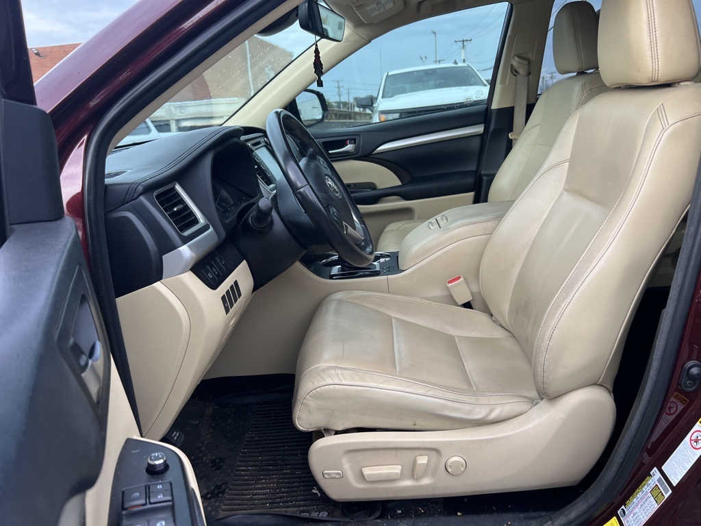 2018 Toyota Highlander XLE photo 18