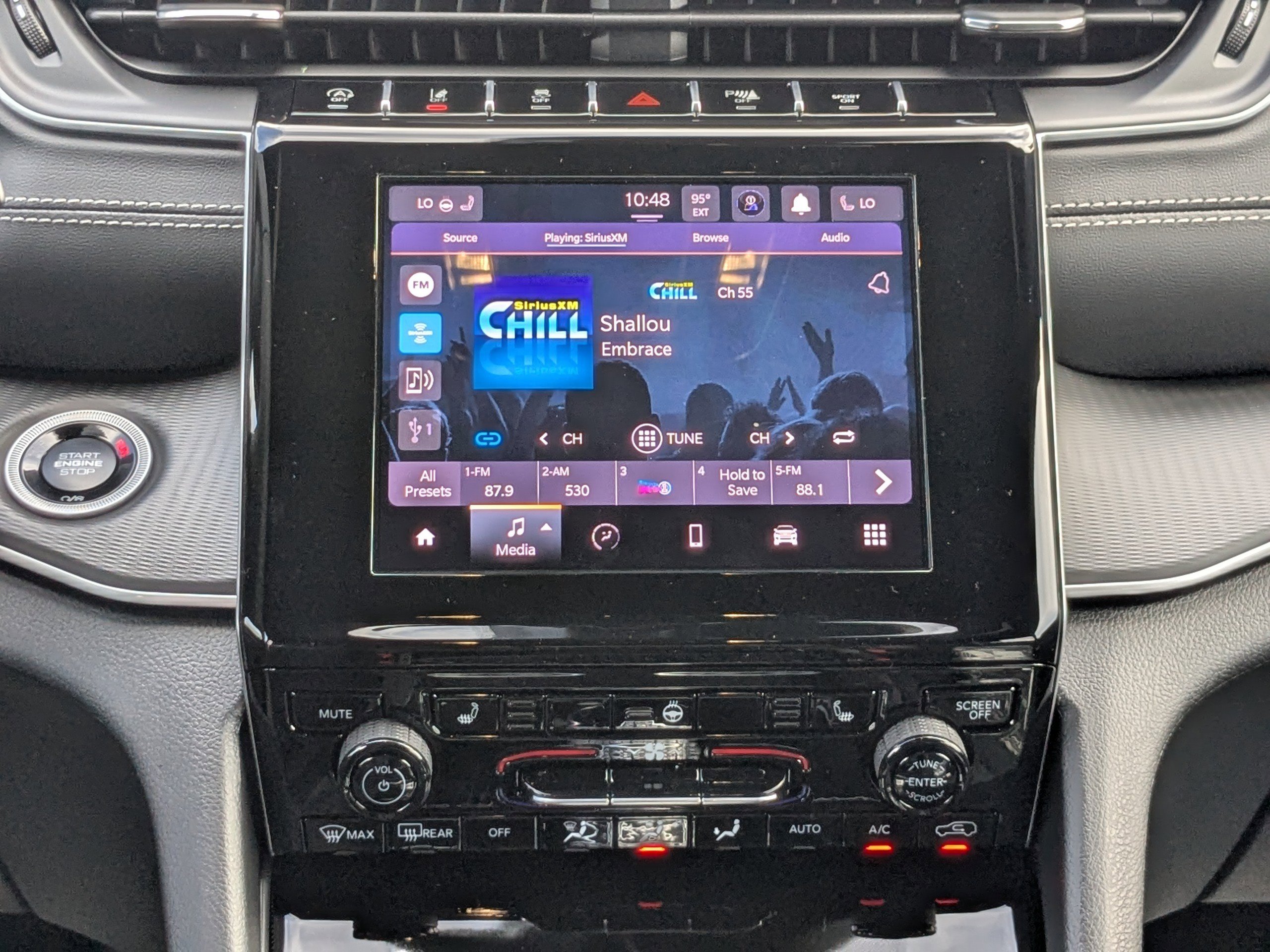 2025 Jeep Grand Cherokee Altitude photo 15