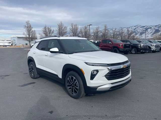 2025 Chevrolet Trailblazer LT photo 7