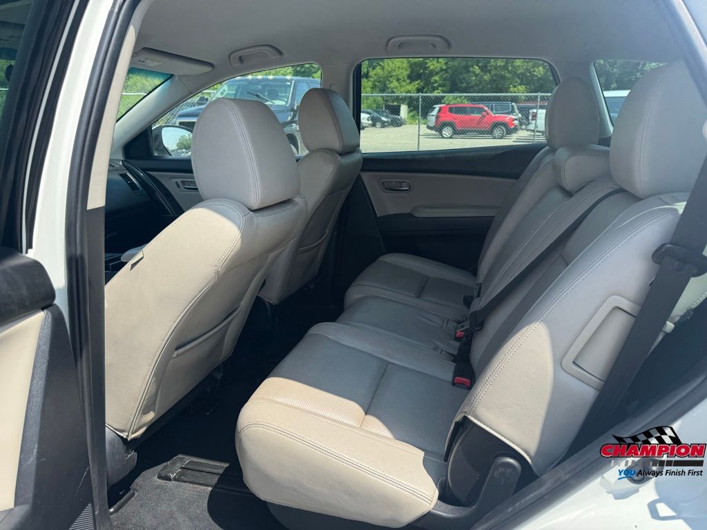 2013 Mazda CX-9 Touring photo 32