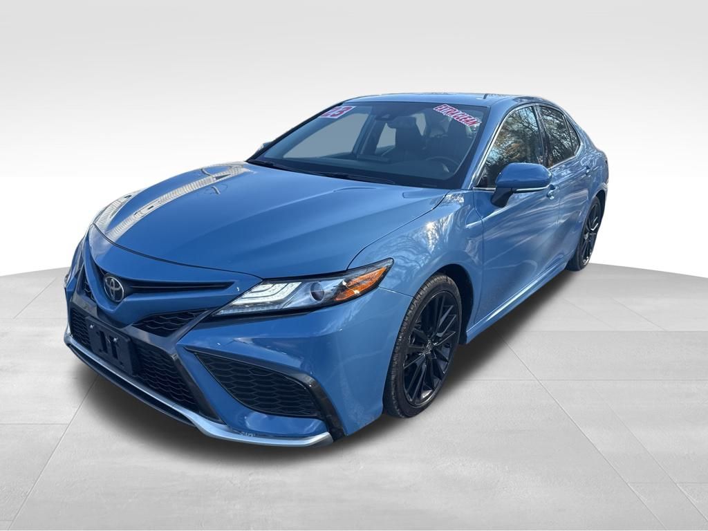 2023 Toyota Camry XSE photo 3