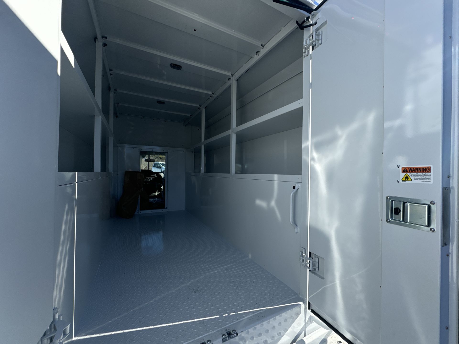 2025 Ford E-350 Base photo 4