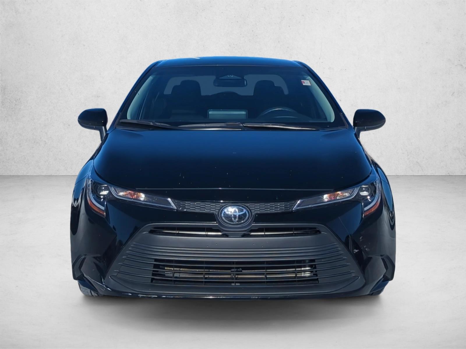 2024 Toyota Corolla LE photo 2
