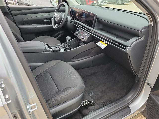 2025 Hyundai Tucson SE photo 17
