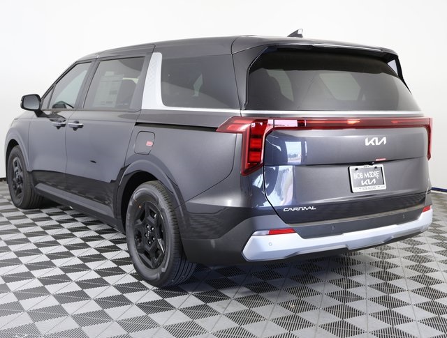 2026 Kia Carnival LXS photo 4
