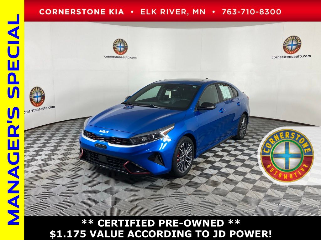 2022 Kia FORTE GT-Line's photo