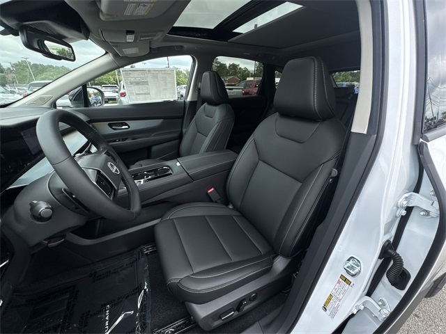 2025 Nissan Murano SL photo 11