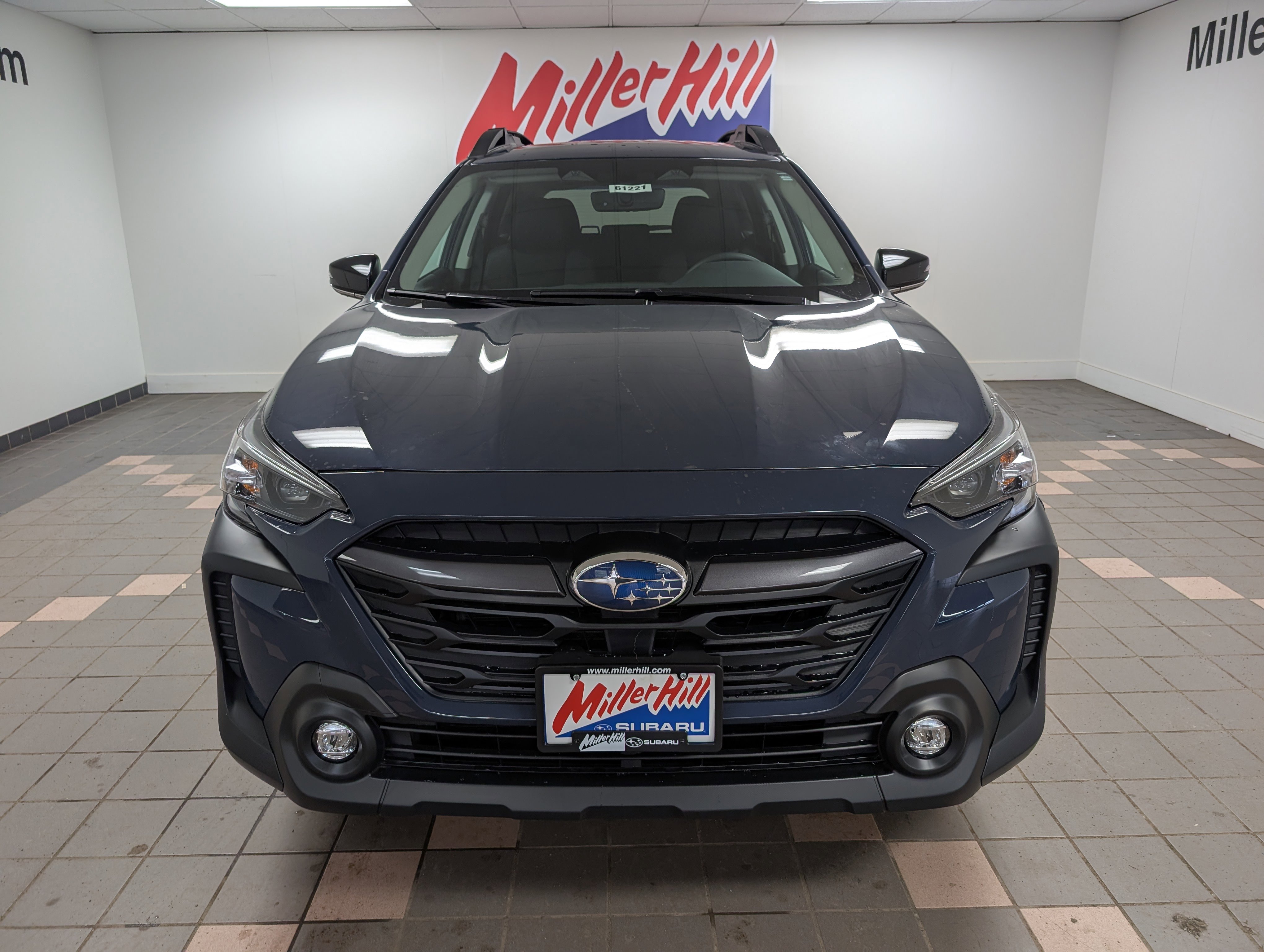 2025 Subaru Outback Premium photo 3