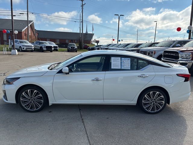 2023 Nissan Altima 2.5 SL photo 3