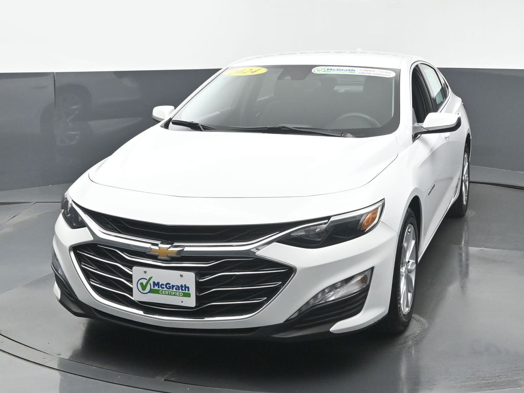 Image of Pre-Owned 2024 Chevrolet Malibu LT