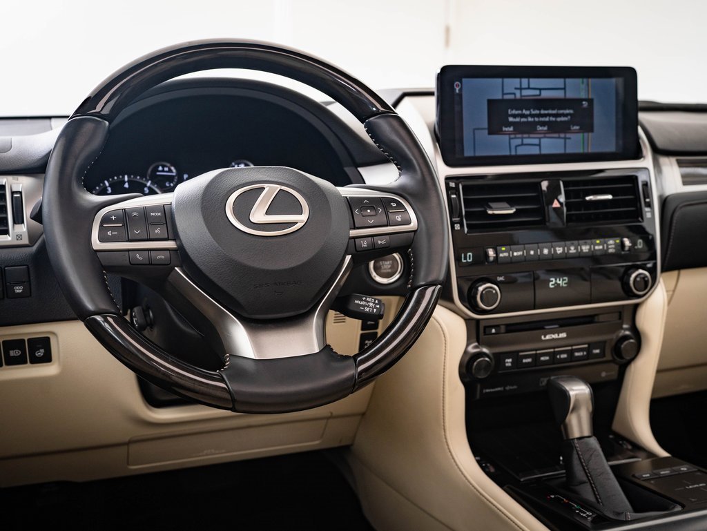 2023 Lexus GX 460 Premium photo 3