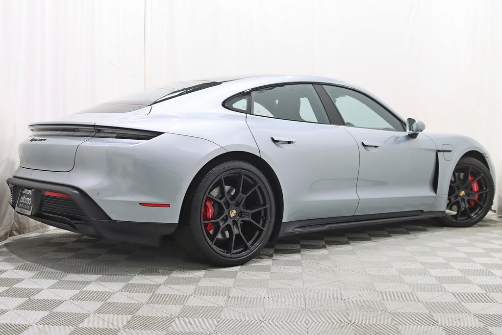 2022 Porsche Taycan GTS photo 8