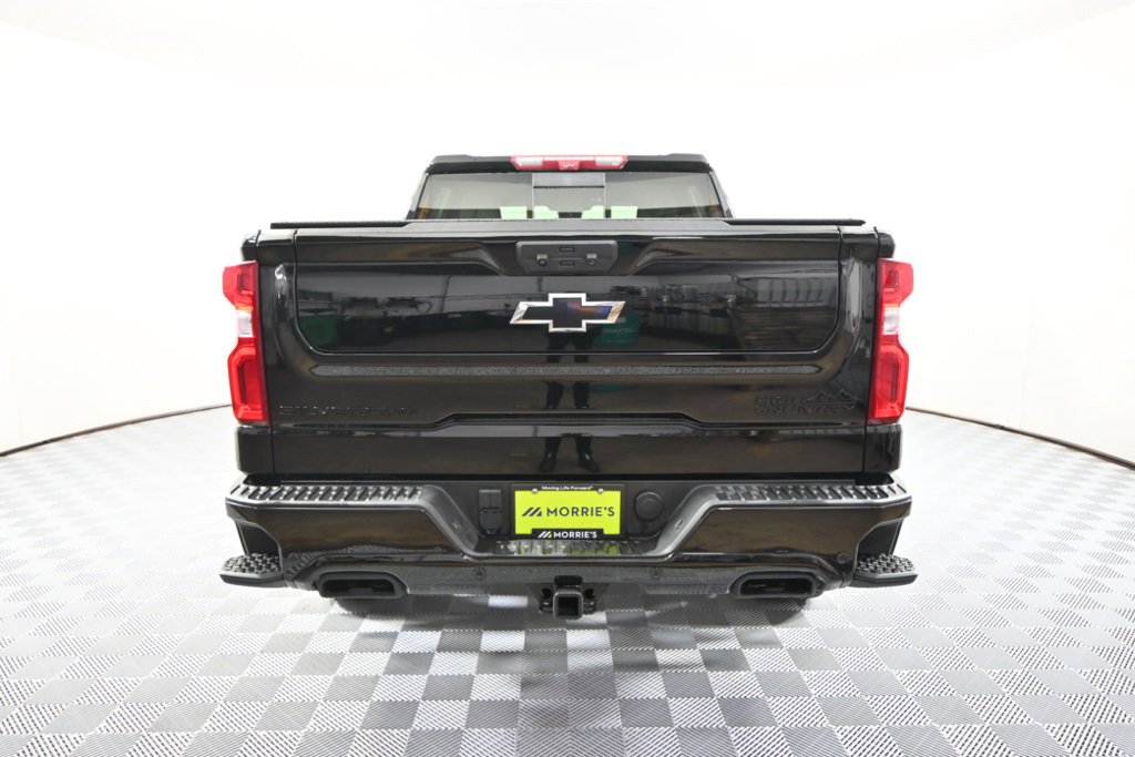 2024 Chevrolet Silverado 1500 High Country photo 4