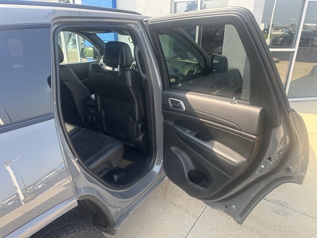2019 Jeep Grand Cherokee Altitude photo 11