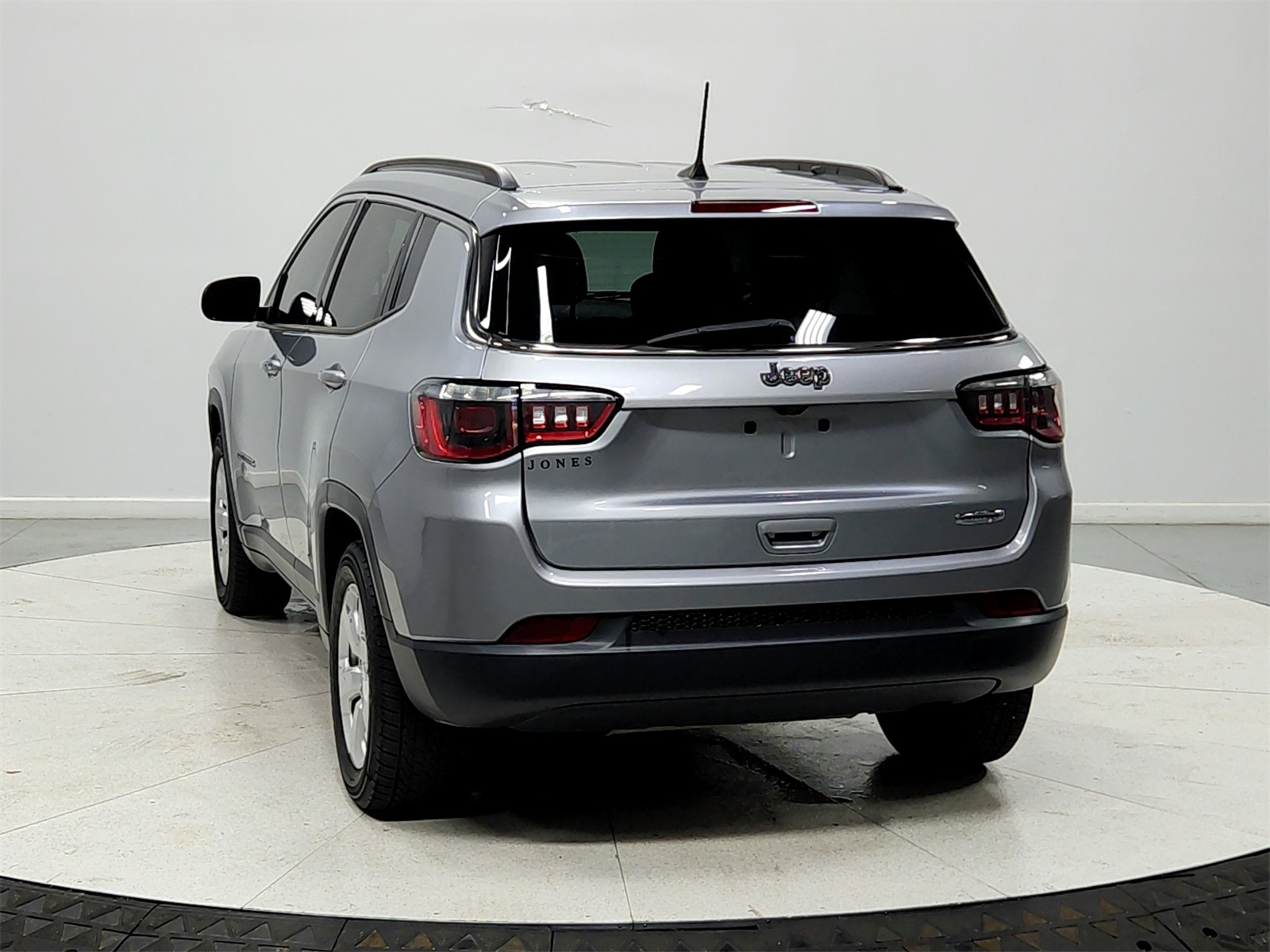 2018 Jeep Compass Latitude photo 6