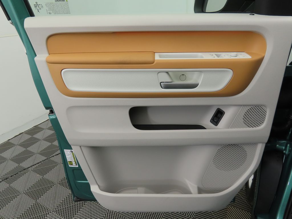 2025 Volkswagen ID. Buzz photo 23