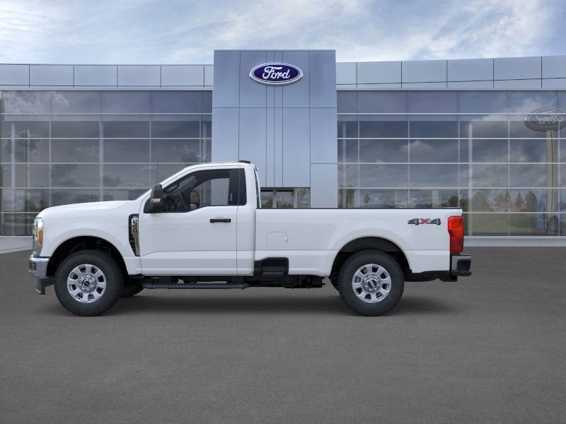 2025 Ford F-350 photo 3