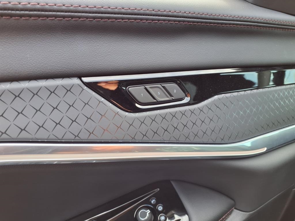 2025 Jeep Wagoneer S Limited photo 7