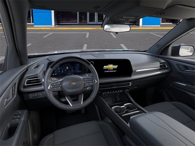 2025 Chevrolet Traverse photo 14