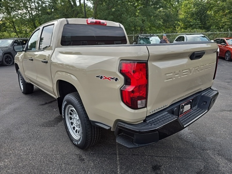 2023 Chevrolet Colorado Work Truck photo 5