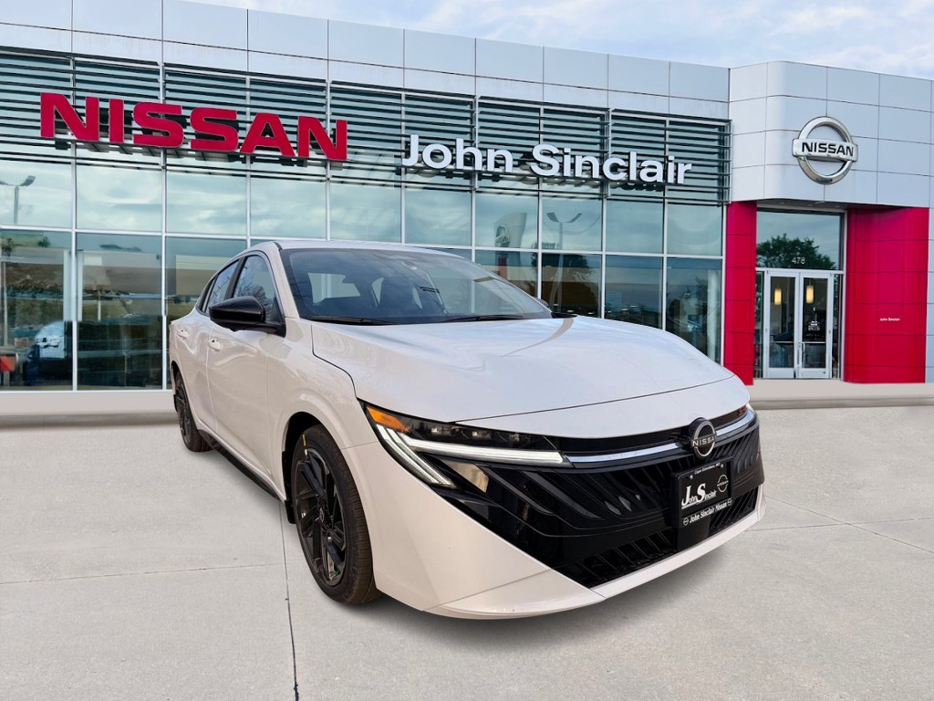 2026 Nissan Sentra SR's photo