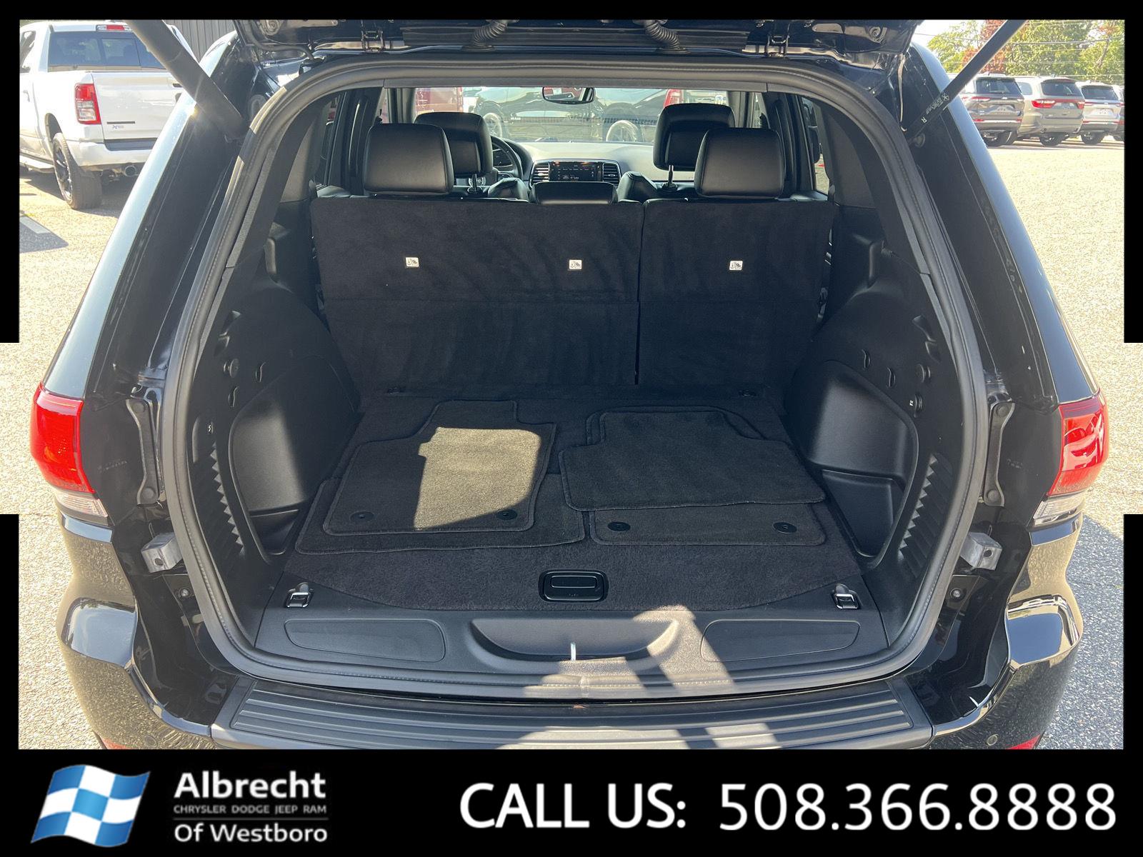 2022 Jeep Grand Cherokee Laredo X SE Altitude photo 14