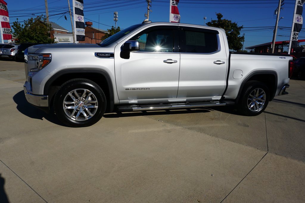 2020 Gmc Sierra SLE photo 2