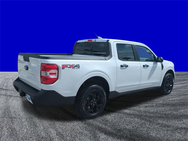 2025 Ford Maverick XLT photo 2