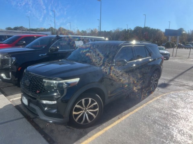 2020 Ford Explorer ST's photo