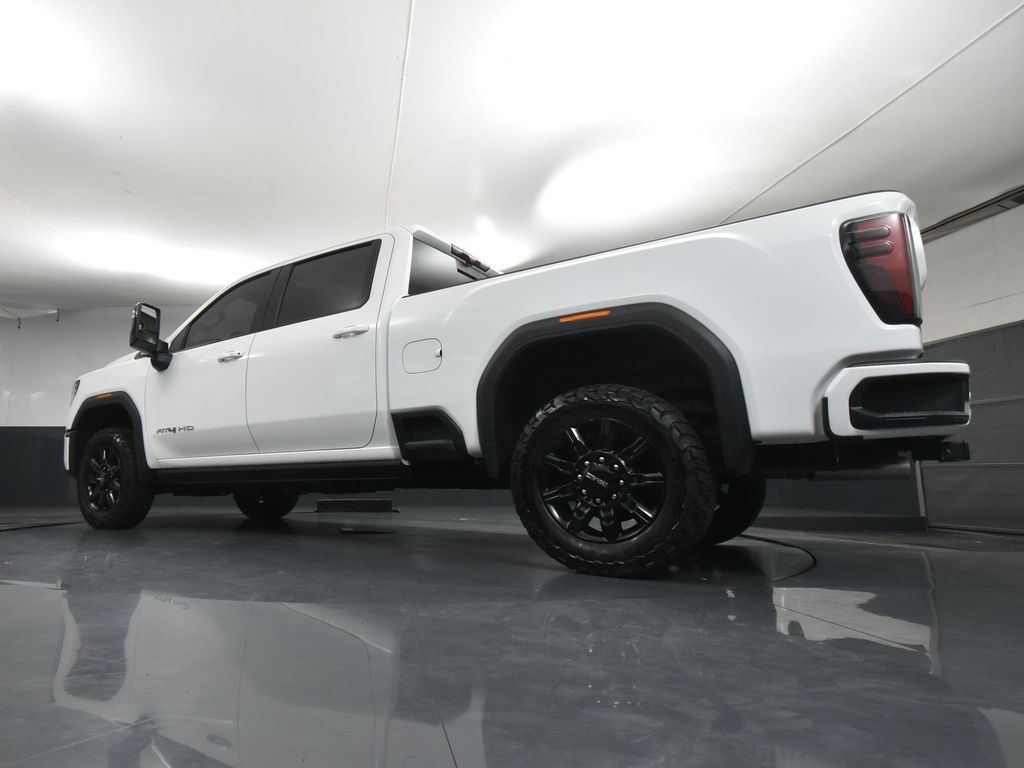 2024 Gmc Sierra HD AT4 photo 44