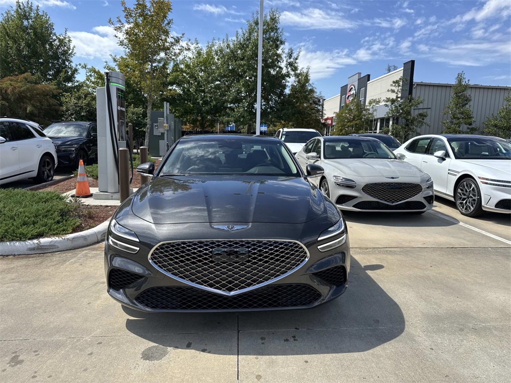 2026 Genesis G70 2.5T AWD photo 2