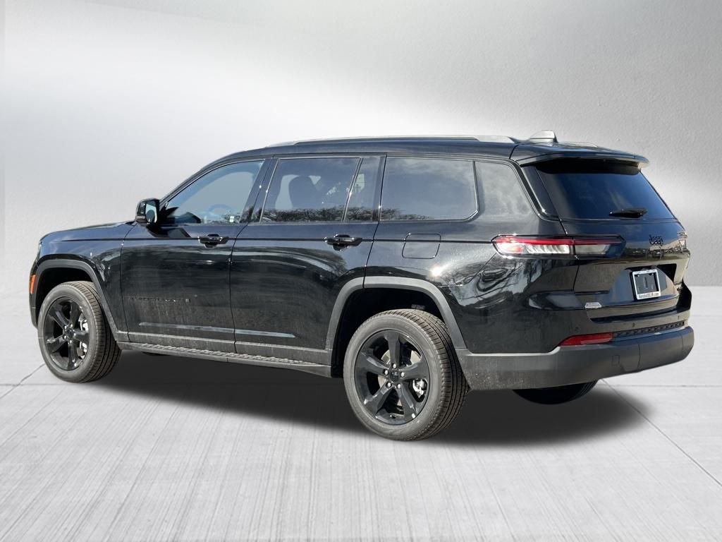 2025 Jeep Grand Cherokee Limited photo 6