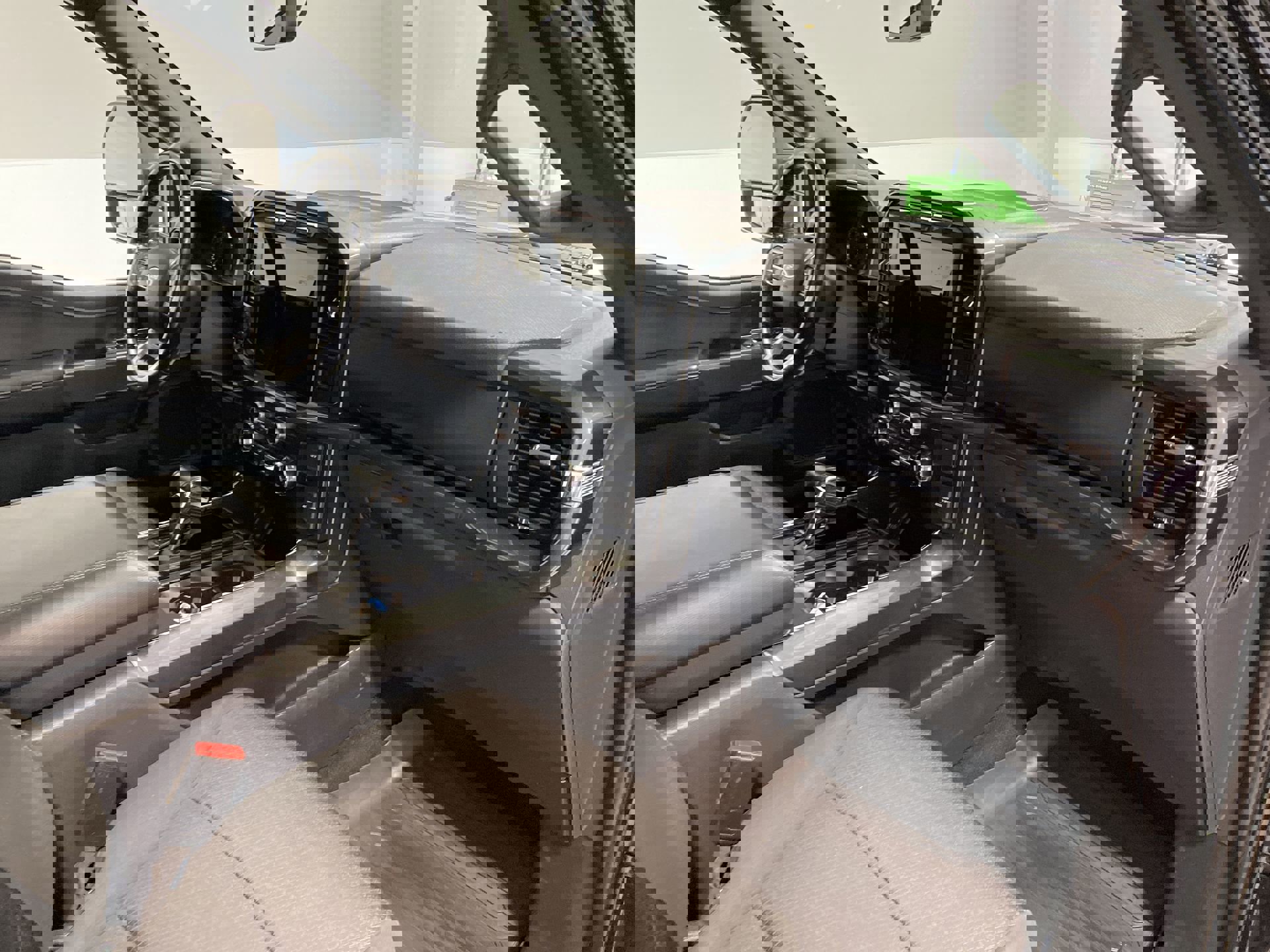 2021 Ford F-150 XL photo 27