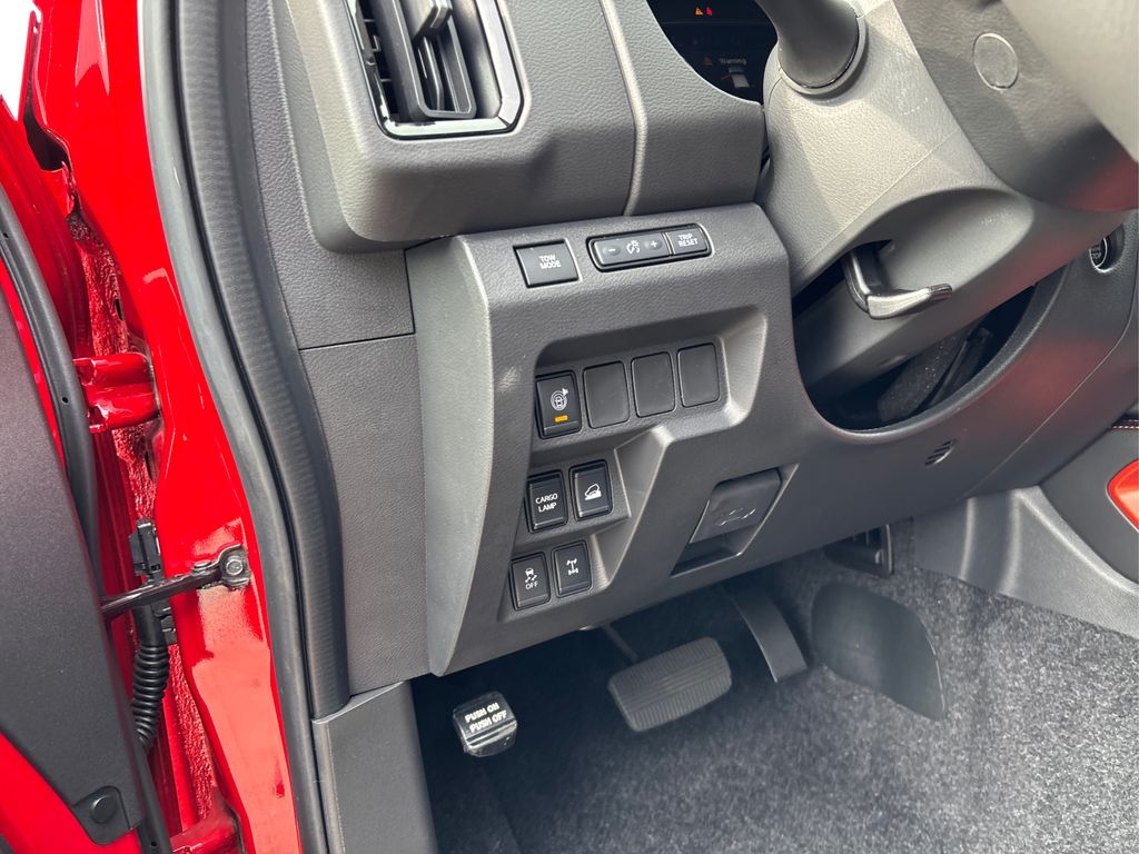 2025 Nissan Frontier PRO-4X photo 17