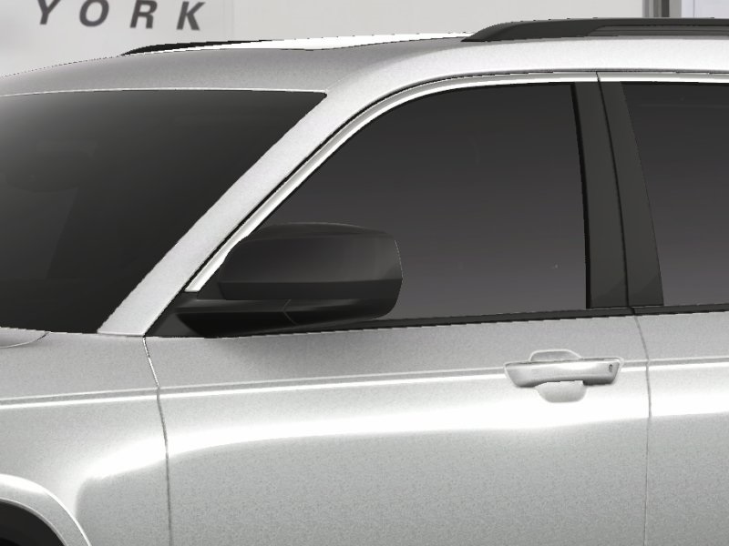 2025 Jeep Grand Cherokee Laredo photo 11