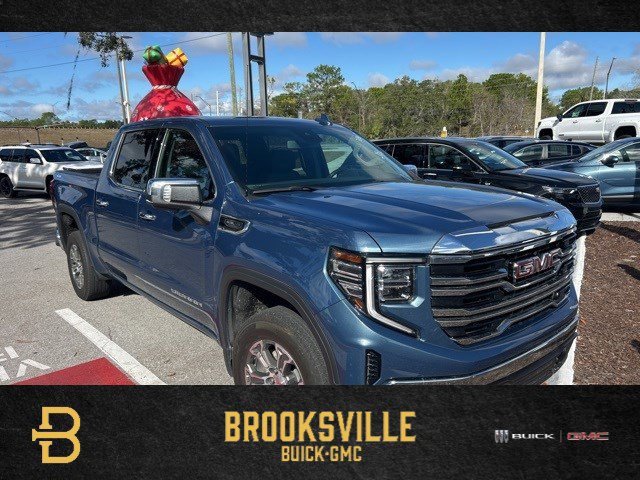 2024 GMC Sierra 1500 SLT's photo