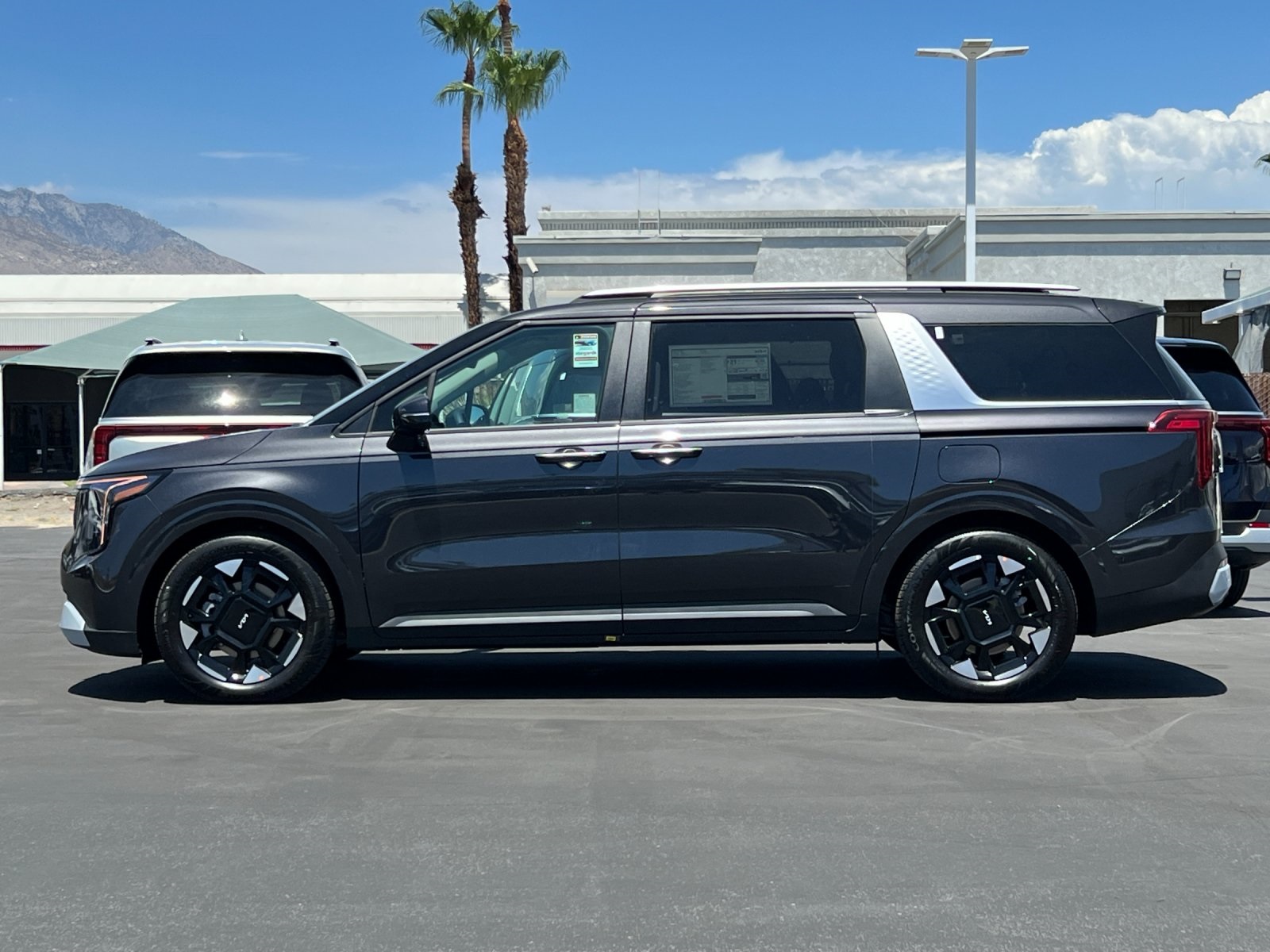 2026 Kia Carnival EX photo 6