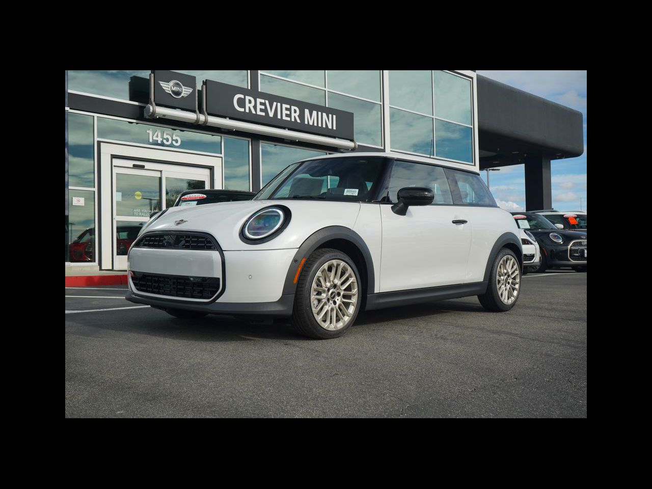2026 MINI Hardtop 2 Door's photo