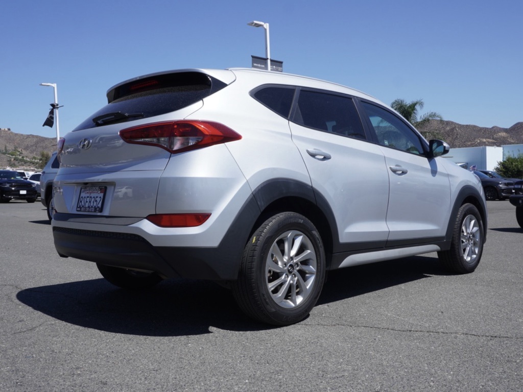 2018 Hyundai Tucson SEL photo 3