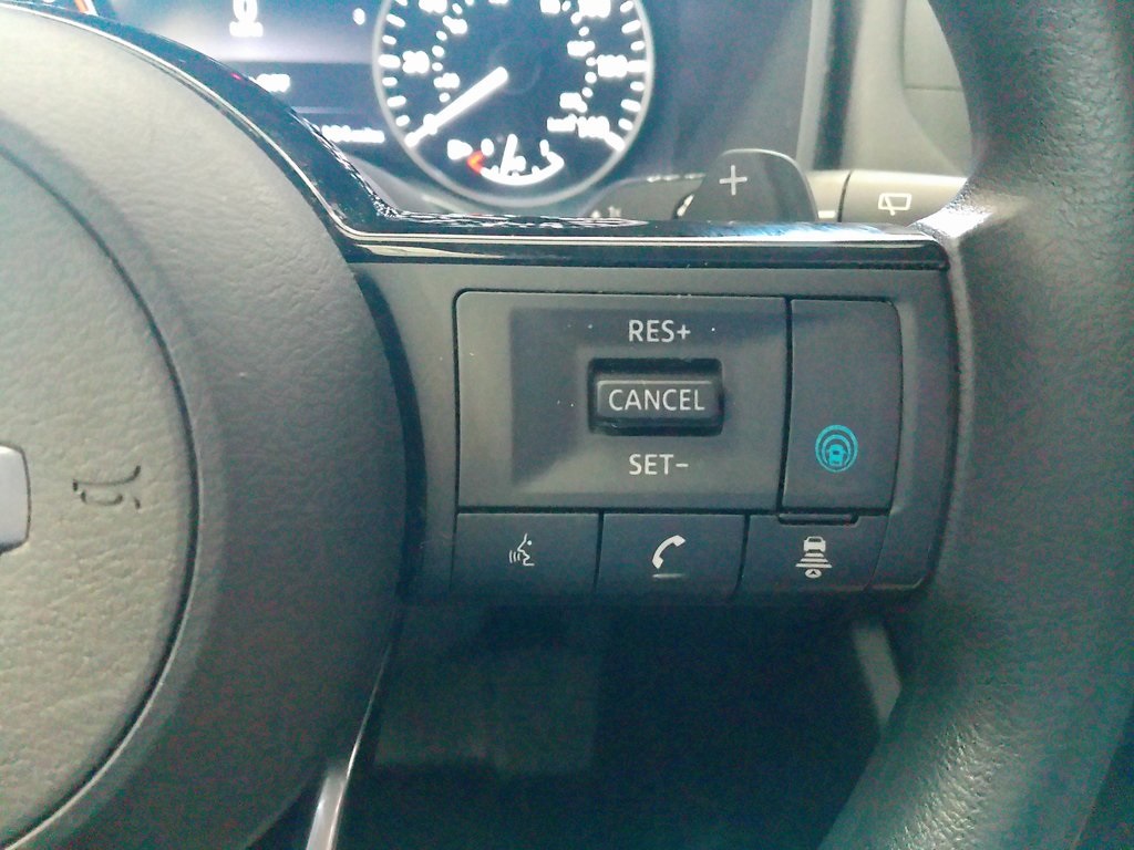 2021 Nissan Rogue SV photo 26