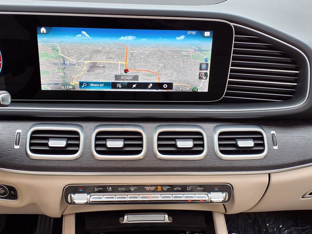 2022 Mercedes Benz GLE 450 4MATIC photo 4